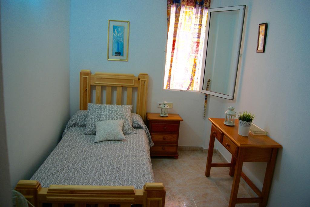 Hostal Sango Sierra De Las Nieves Alozaina Номер фото