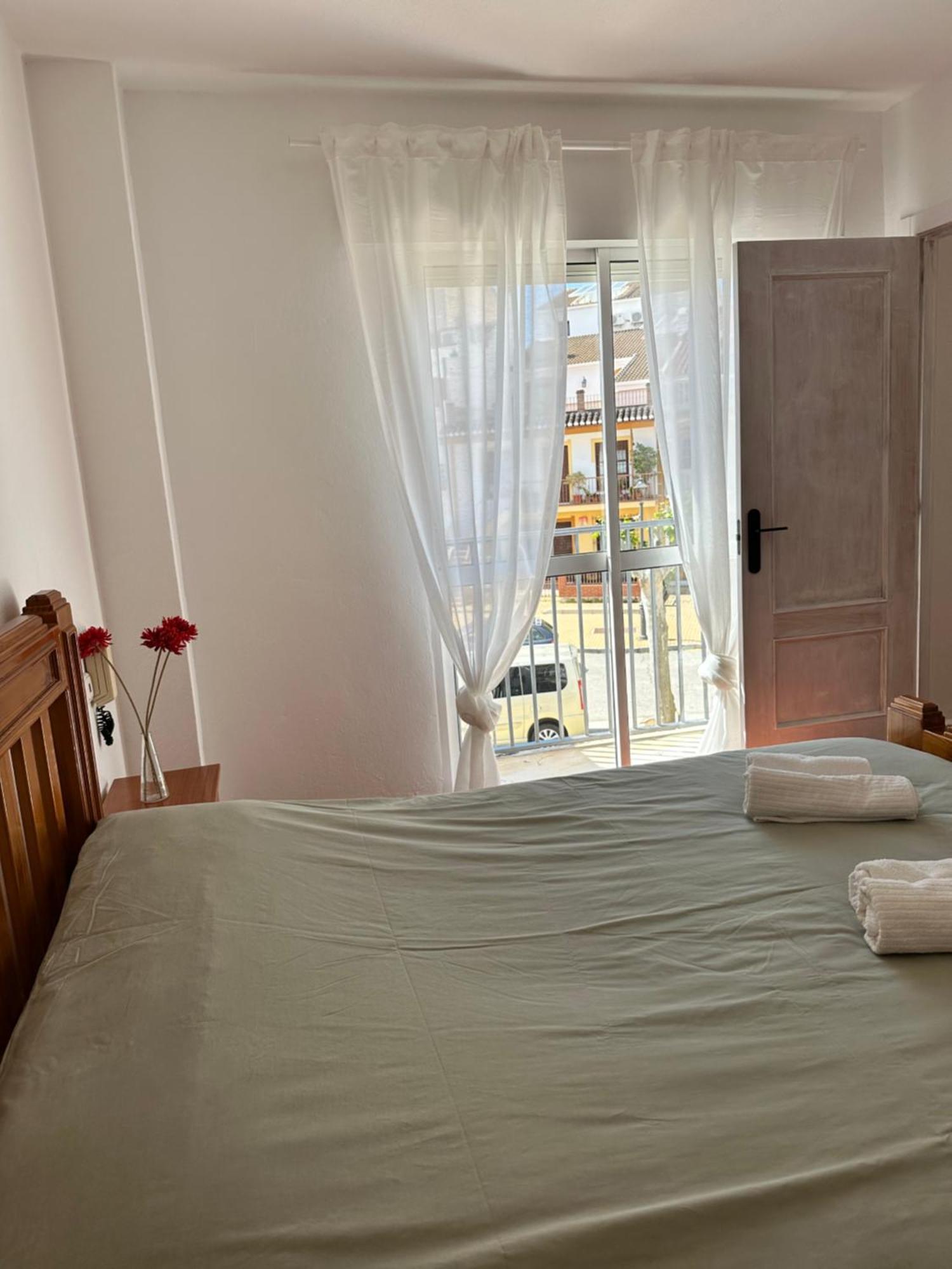 Hostal Sango Sierra De Las Nieves Alozaina Номер фото